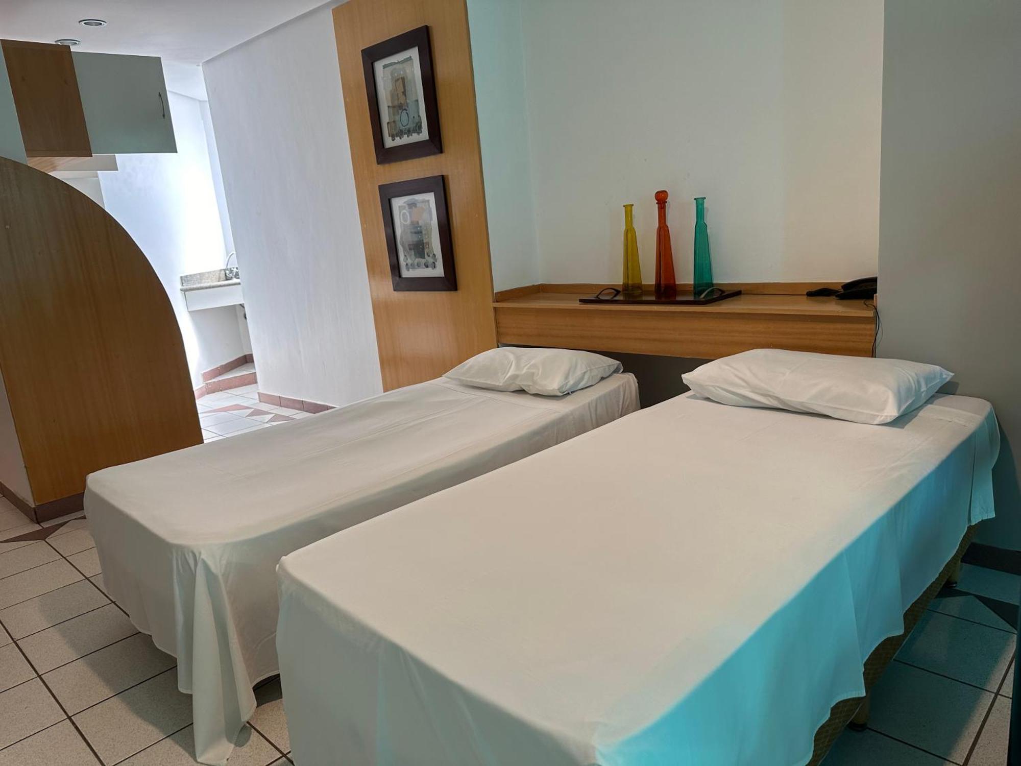 קמפו גרנדה Bahamas Suite Hotel מראה חיצוני תמונה
