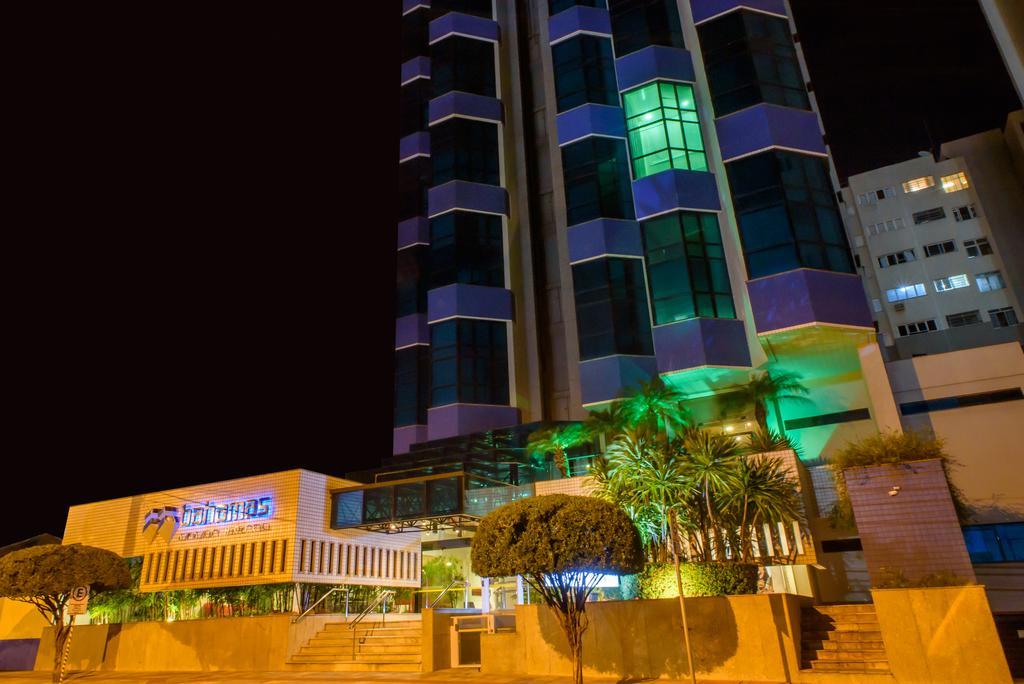 קמפו גרנדה Bahamas Suite Hotel מראה חיצוני תמונה